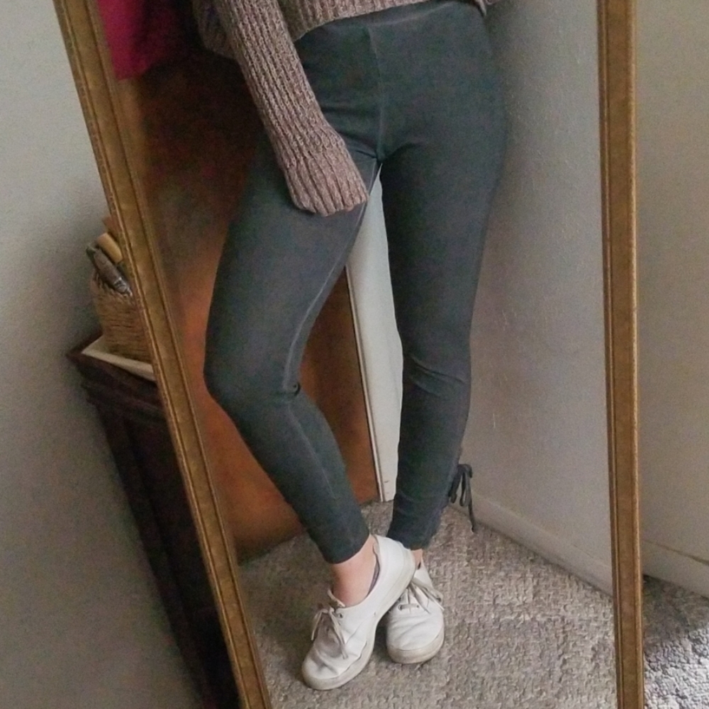 easel NWT Ankle Lace Up Gray High Rise Leggings
